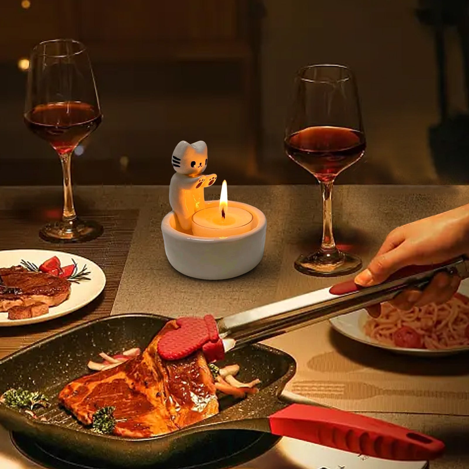 BowLift | Warm Cat Candle Holder