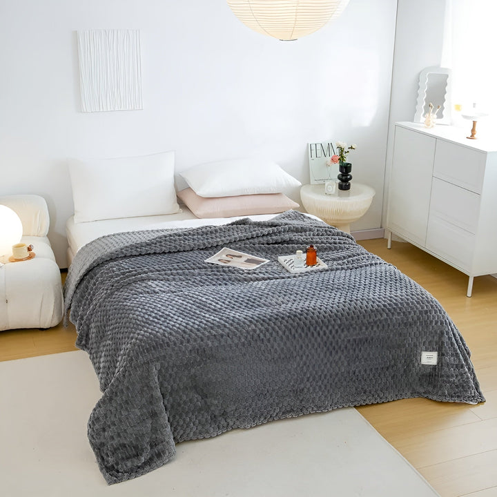 BowLift | WarmHaven blanket - Luxury Microfleece Blanket for Ultimate Comfort and Style
