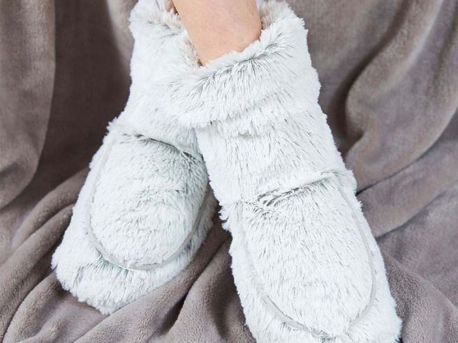 CozySteps – Luxury Slippers for Winter Comfort Bowlift