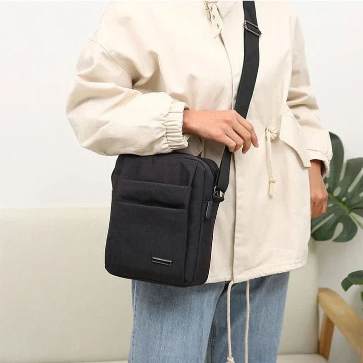 BowLift | Waterproof Men's Shoulder Bag with Anti-Theft Design