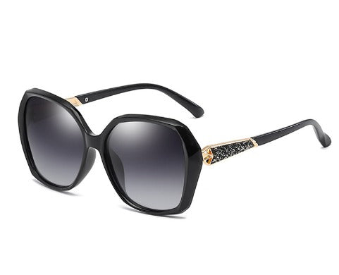 BARCUR | Polarized sunglasses for women with gradient lens | Protect your eyes with style Bowlift