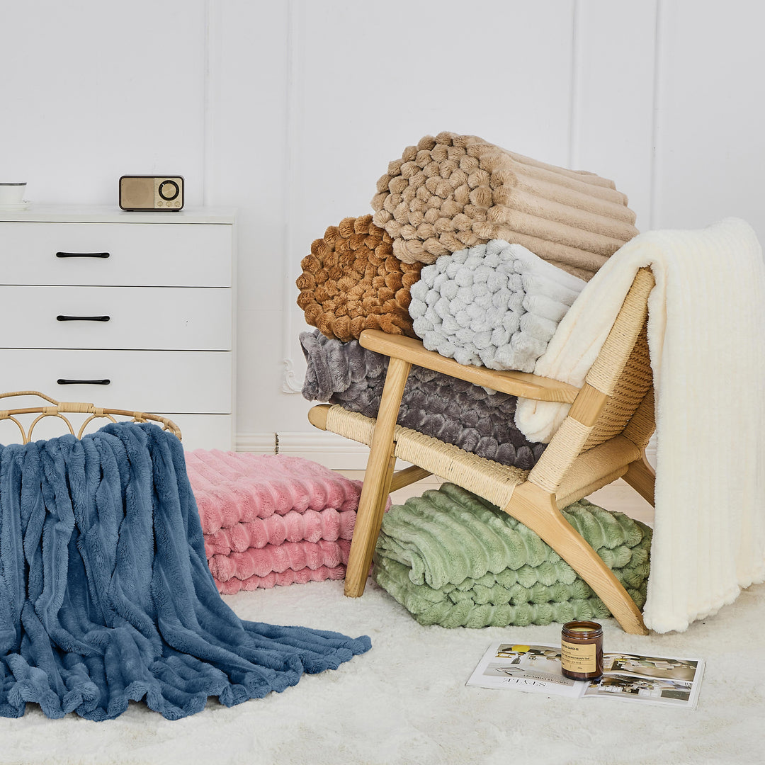 BowLift | TwinFleece | The Original Fleece Blanket Buy One, Get One Free