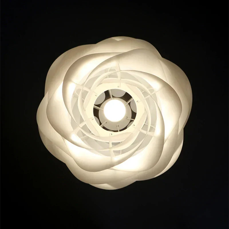 Romantic Rosary Ceiling Lighting – Elegant and Atmospheric for Any Interior | Bowlift