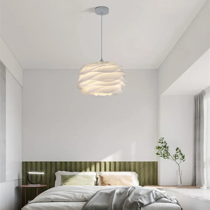 Romantic Rosary Ceiling Lighting – Elegant and Atmospheric for Any Interior | Bowlift