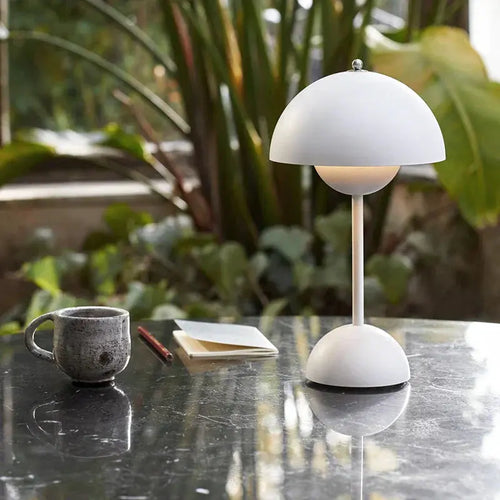 BowLift | Lunaire - LED table lamp for a modern atmosphere