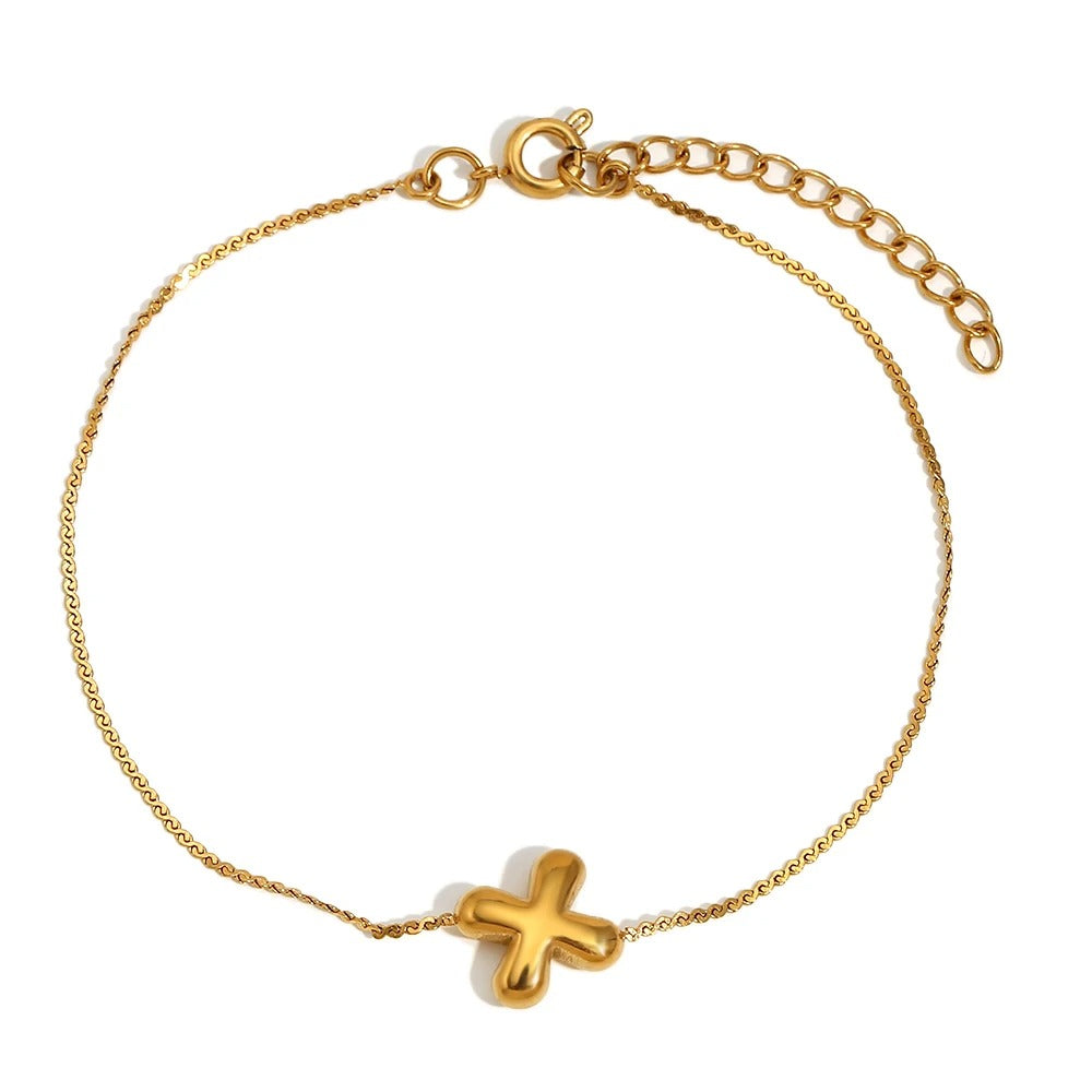 BowLift | Dainty Bubble Letter Initial Bracelet