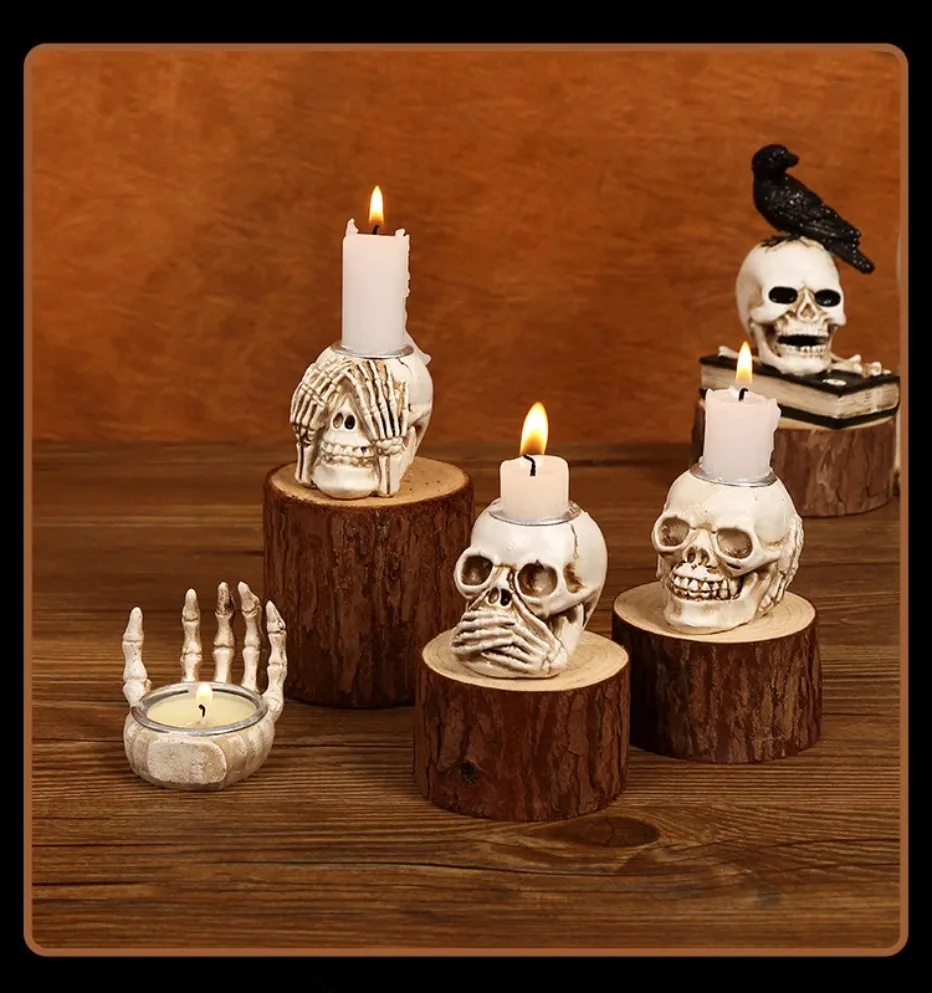 BowLift | GothicGlow 3pc Halloween Skull Candle Holder Set