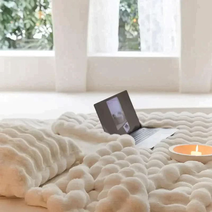 BowLift | CORA - Ultra-soft fleece blanket