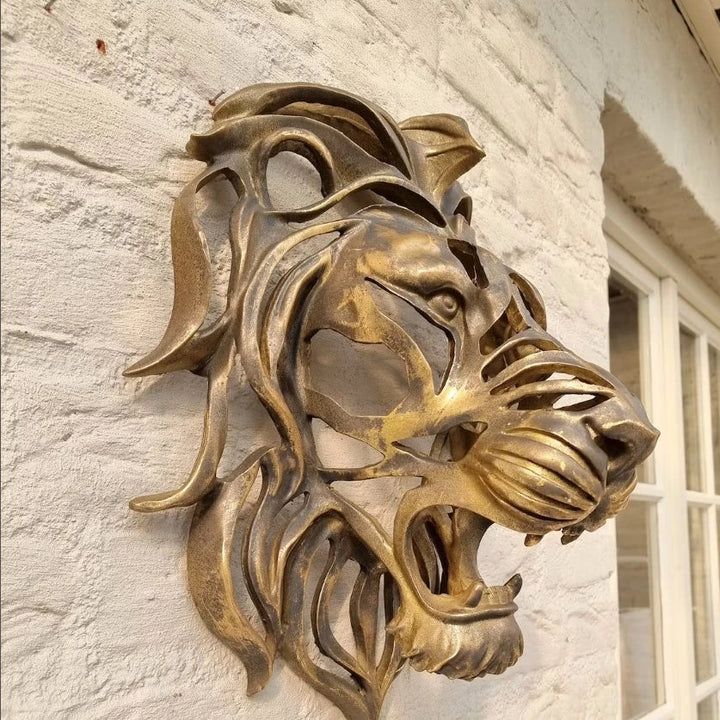 BowLift | LionHeart - Regal Wall Décor