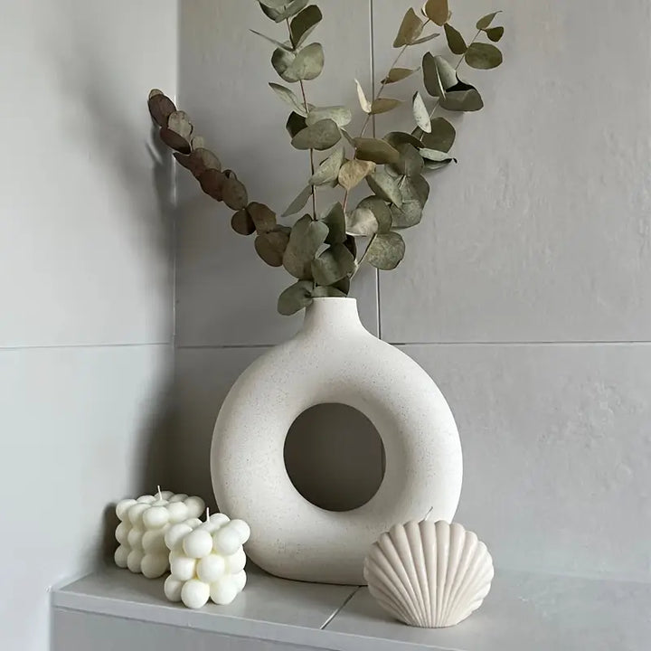 BowLift | TranquilGlass - Elegant Vase for a Serene Interior
