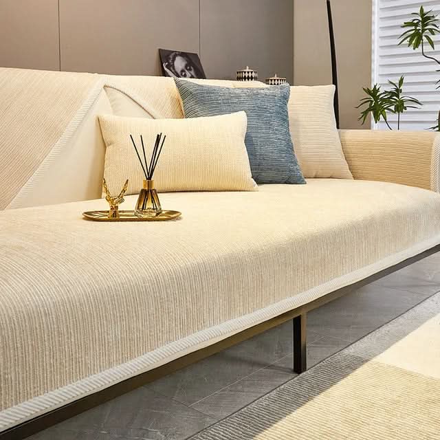 BowLift | Auraea - Sophisticated protection for your sofa