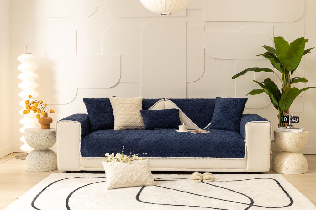 BowLift | Classic One-Piece Sofa Slipcover