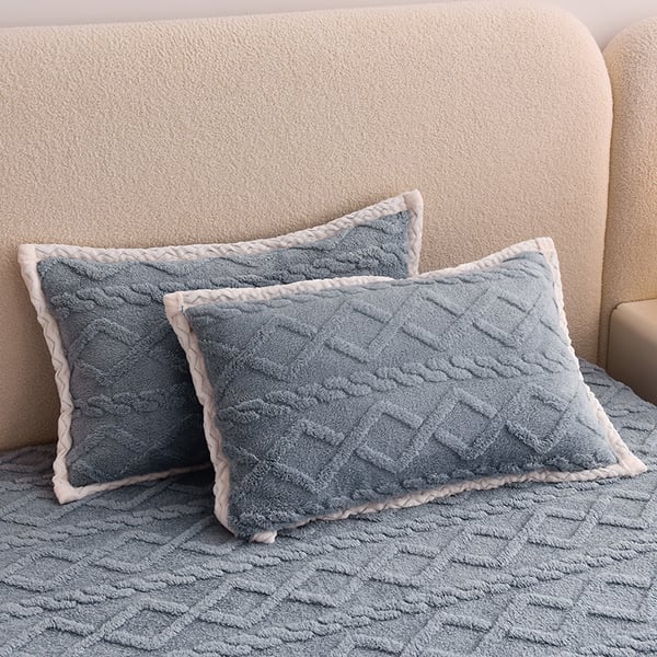BowLift | FlannelDream – Premium sleep comfort for all seasons