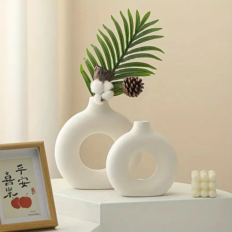 BowLift | TranquilGlass - Elegant Vase for a Serene Interior