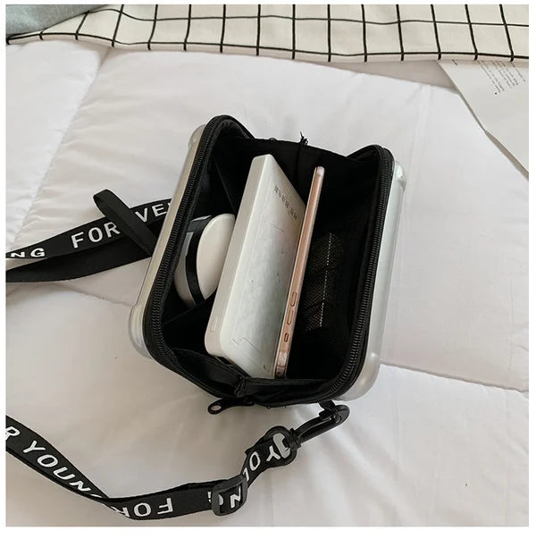 BowLift | Crossbody Bag Hard Shell Compact Shoulder Case