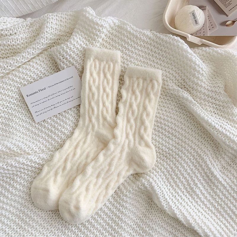 BowLift | CozyTootsie – Superior warmth and comfort for frosty feet