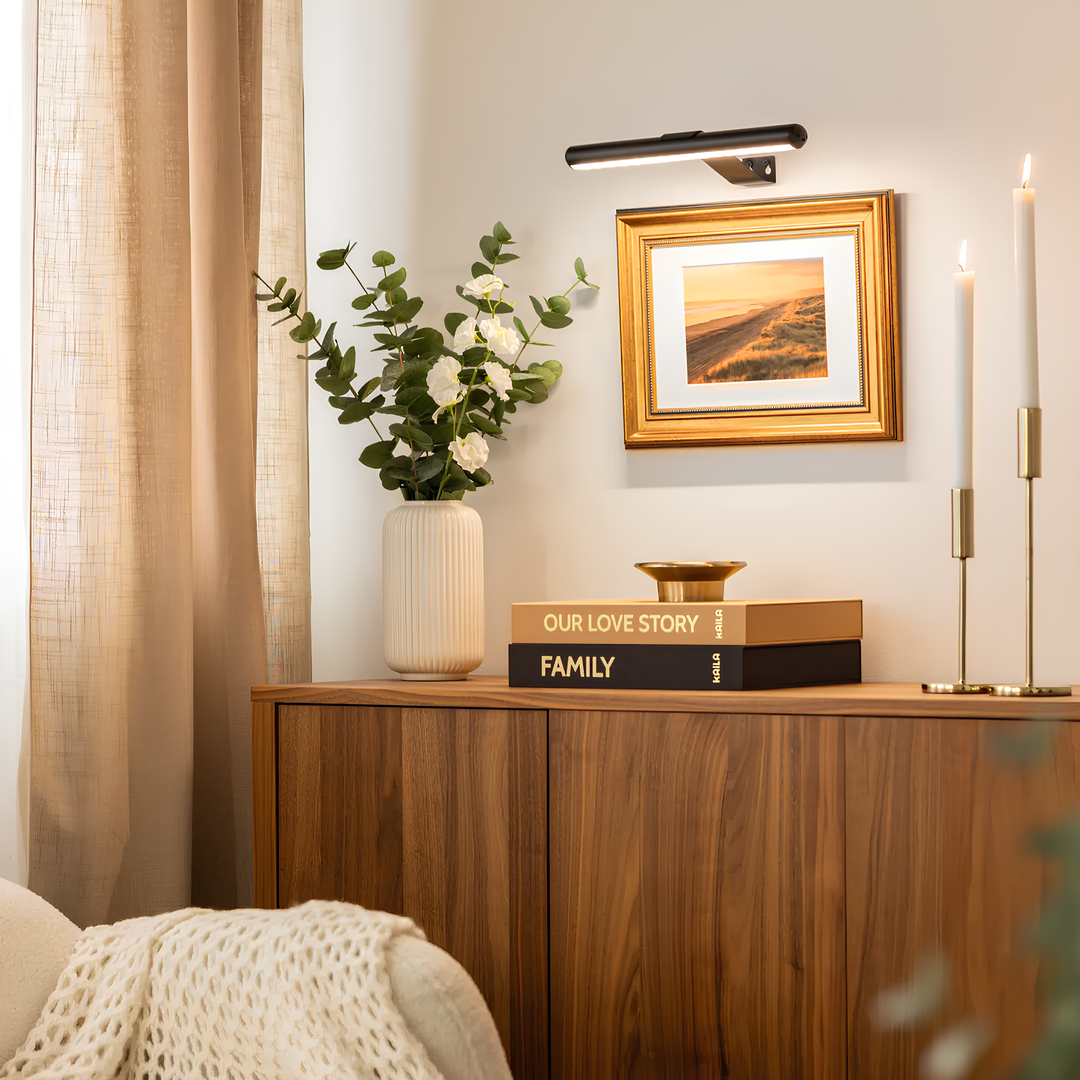 BowLift | Wall lamp with charging function elegant picture lighting