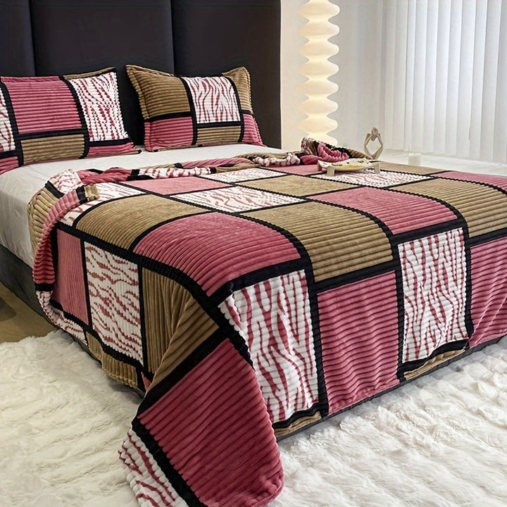 CozyLuxe – Flannel Blanket for Every Season Bowlift