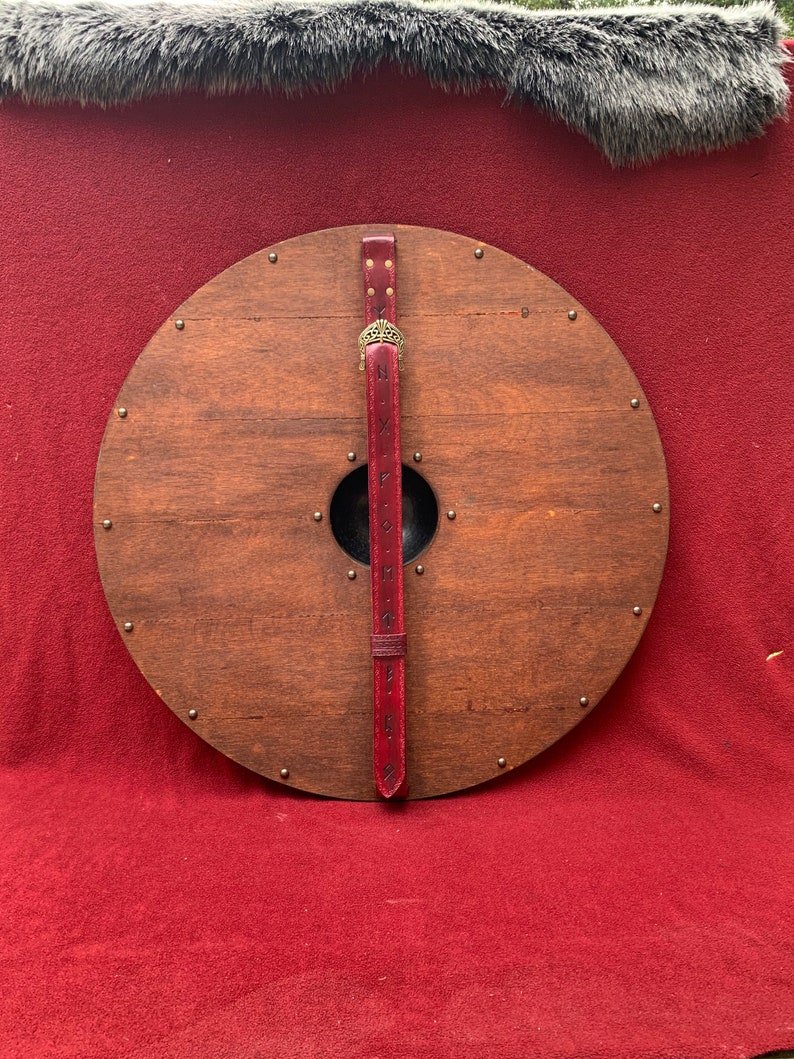 BowLift | Eivor Valhalla Raven Battle Damaged Viking Wooden Shield 30CM
