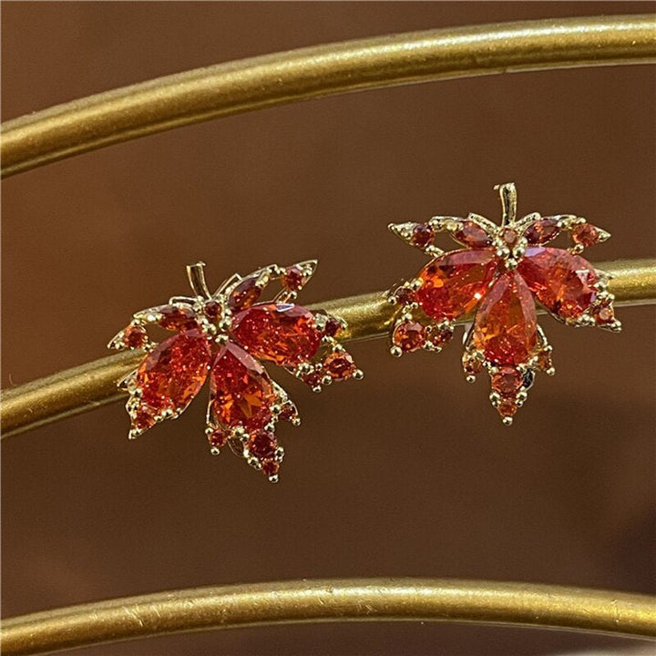 BowLift | Maple Leaf Charm Elegant Necklace
