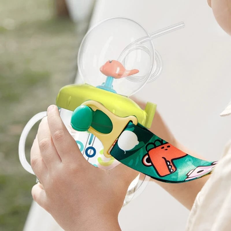 BowLift | BABY DRINKING CUP WITH WHALE SQUIRT