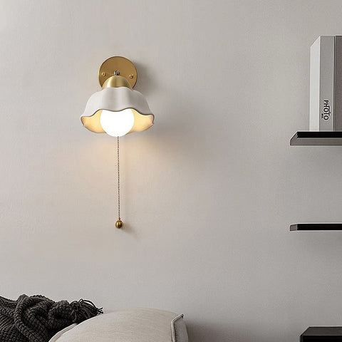 BowLift | Adjustable French Wall Lamp – Lumière