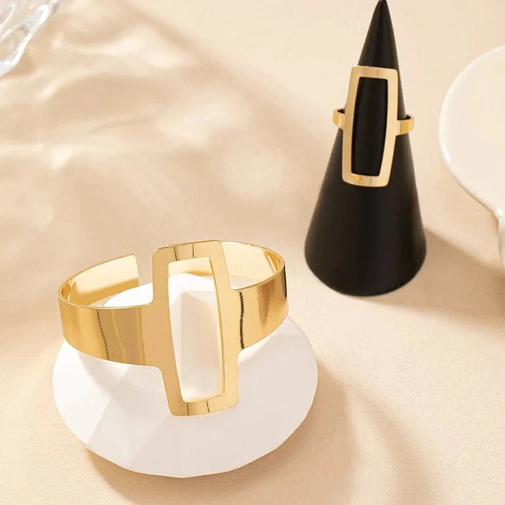 BowLift | Adjustable Geometric Rectangle Bracelet and Ring Set