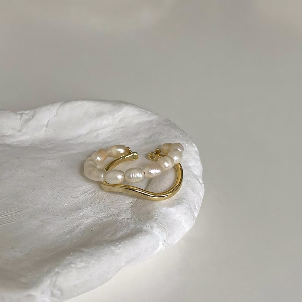 BowLift | Adjustable Layered Pearl Accented Ring
