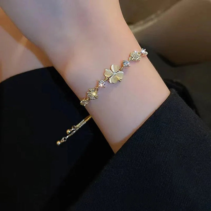 BowLift | Adjustable Lucky Four Leaf Clover Bracelet