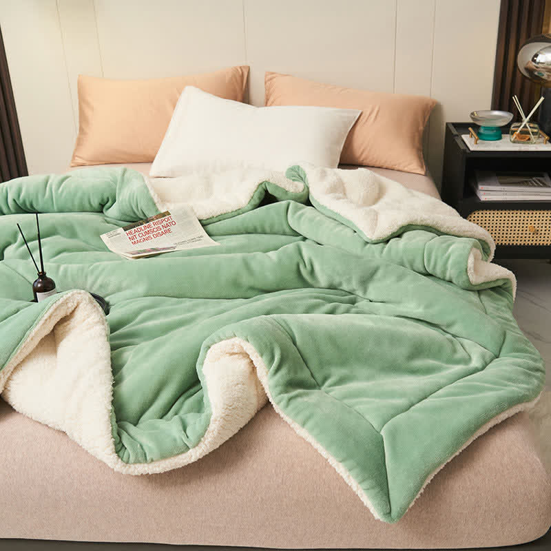 BowLift | Solid thick double-sided velvet cube blanket