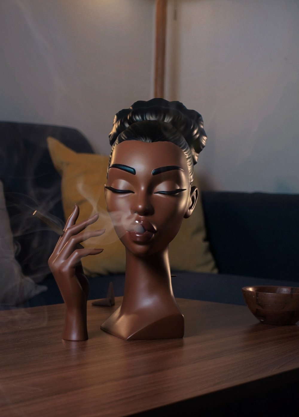 BowLift | Incense Burner Statue | Artistic Resin Design | Backflow Smoke Effect | 7.8 in