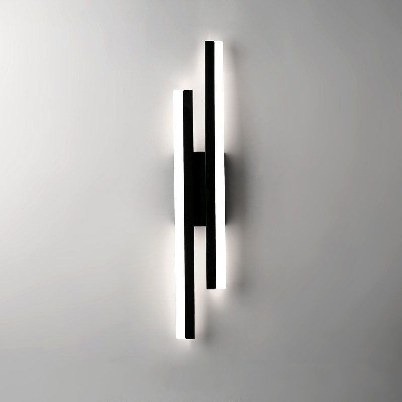 BowLift | Alana Wall Lamp in Black and Gold Elegant and durable