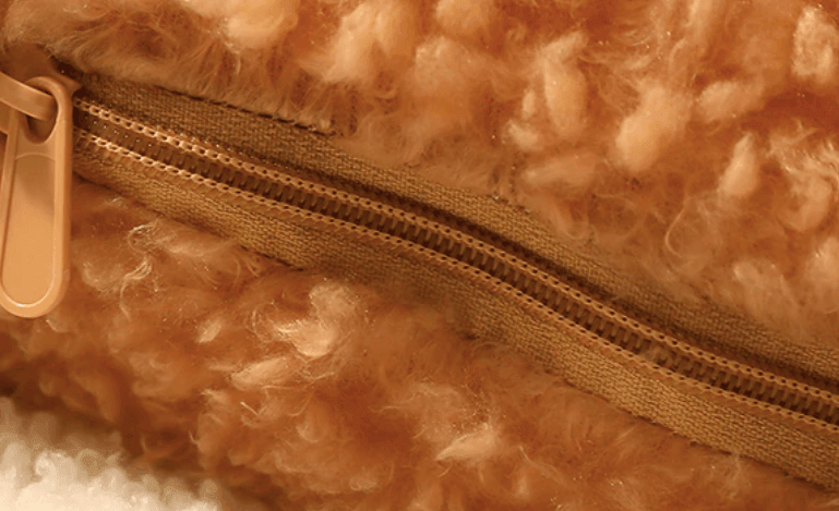 BowLift | Alpaca plush toy