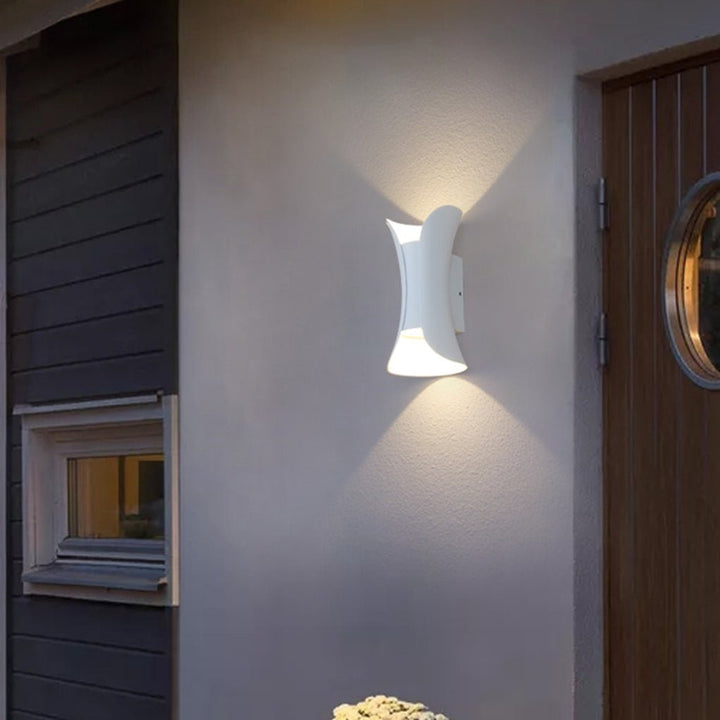 BowLift | Elegant Waterproof LED Lamps with Curved Shape for the Garden