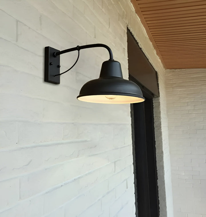 BowLift | Rustic iron wall lamp - Vintage outdoor lighting