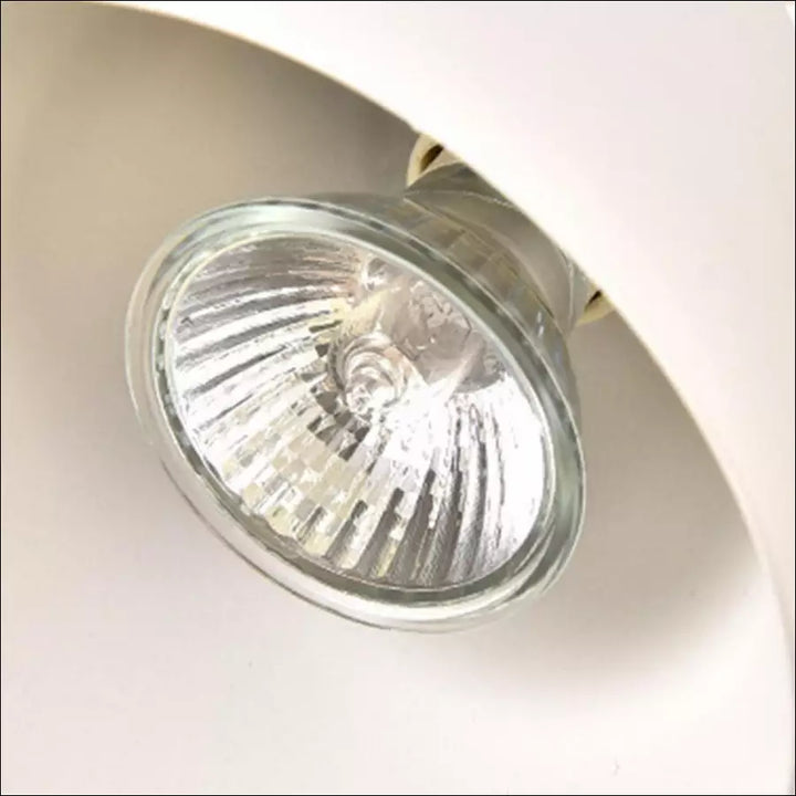 Stylish Candle Warmer for Atmospheric Lighting Bowlift