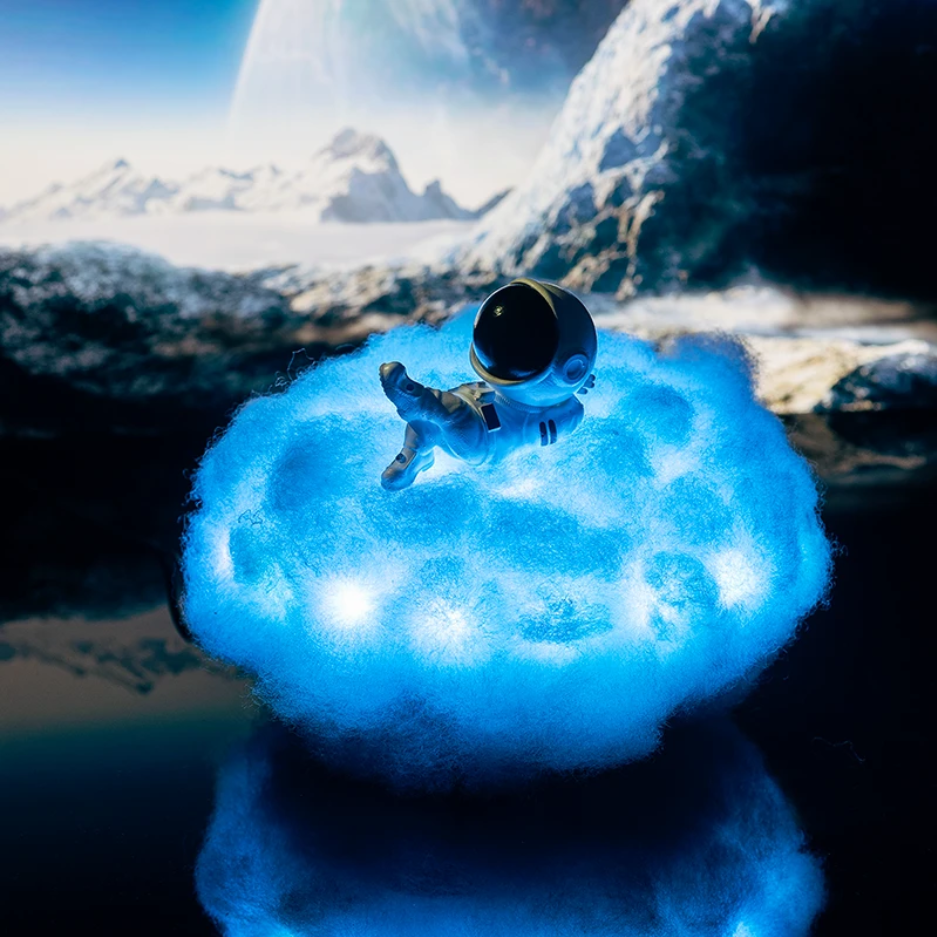 BowLift | Astronaut Cloud Lamp - AstroCloud