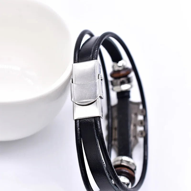 BowLift | AXECHORD – Guitar Leather Bracelet with Vintage-Inspired Design