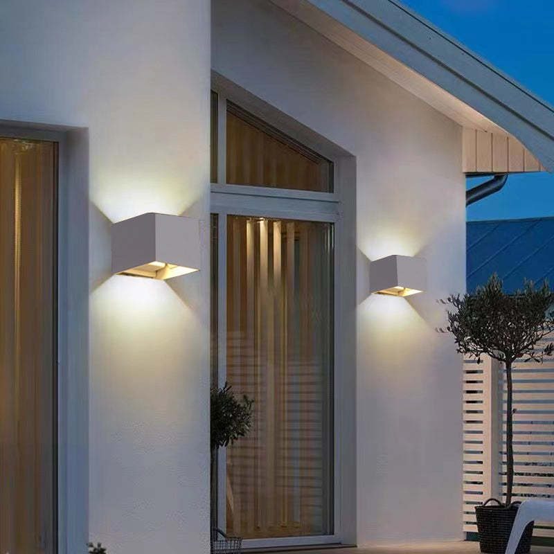 BowLift | Modern Aluminum LED Wall Light – Waterproof