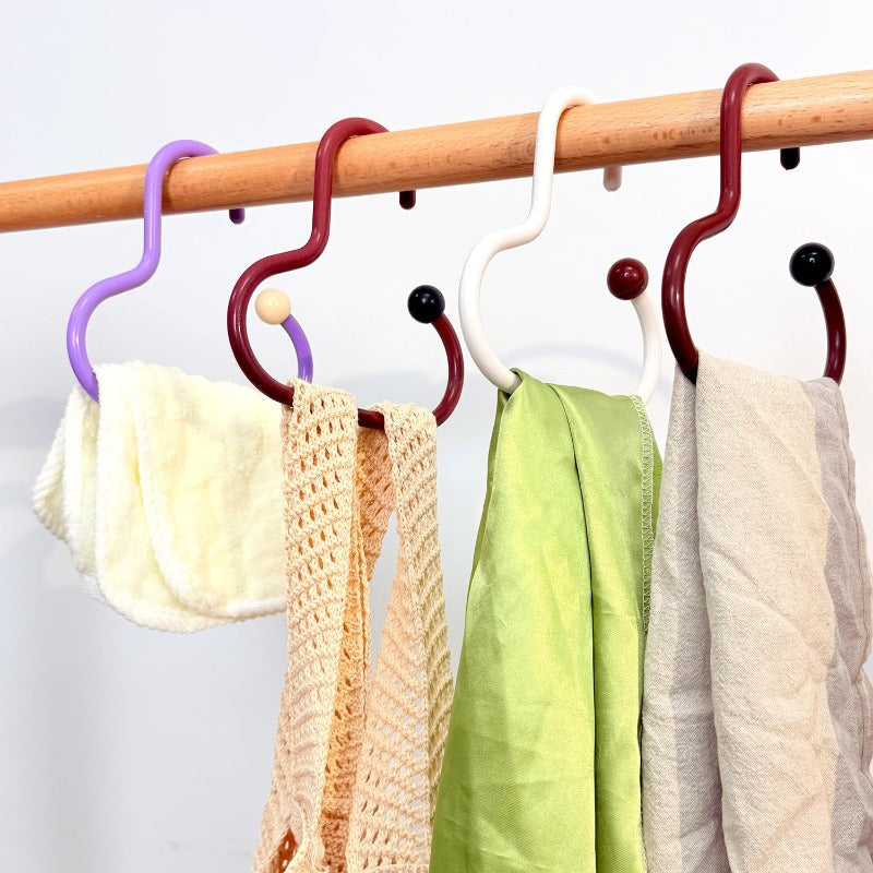 BowLift | CluttrEase – Quick creation of additional closet space and elimination of clutter