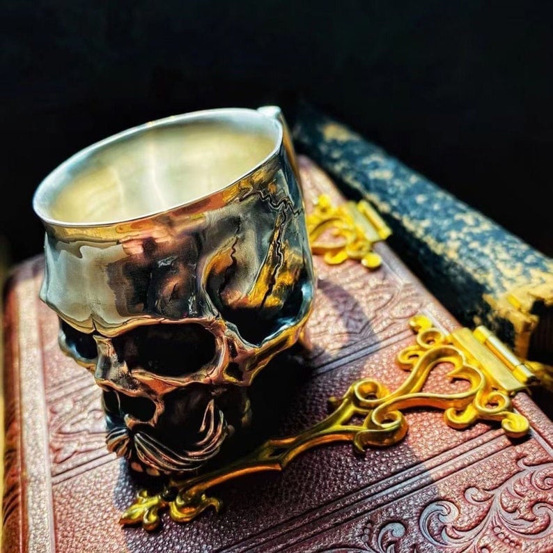 BowLift | Holy Grail of life - Handmade Silver Wine Cup