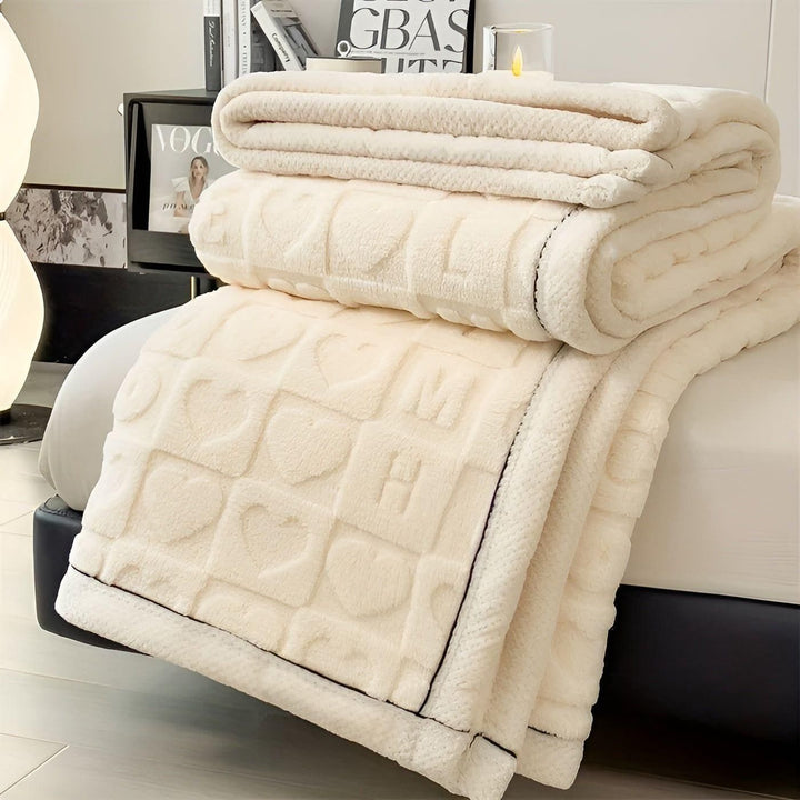 CoralDream Bowliftanket - Warm Fleece Winter Bowliftanket with DouBowlifte-Sided Heart and Letter Design | Bowlift