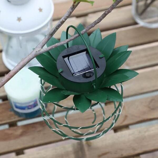BowLift | Solar Pineapple Garden Lantern with Warm LED Light 28cm