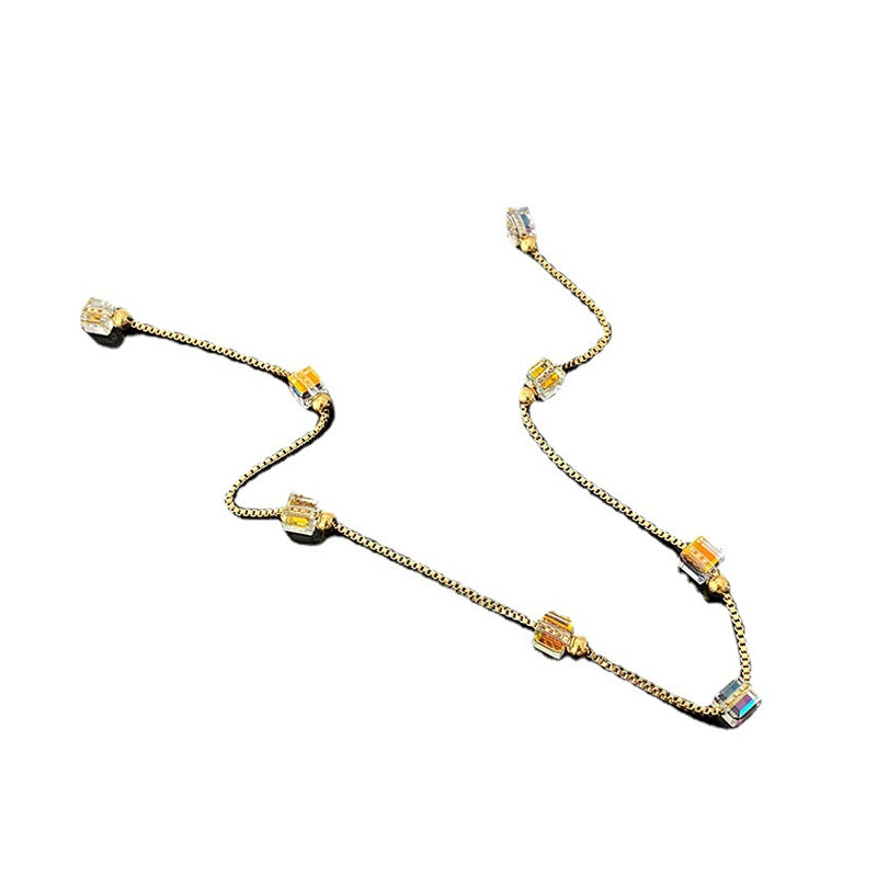 BowLift | Niche Design Crystal Bead Necklace