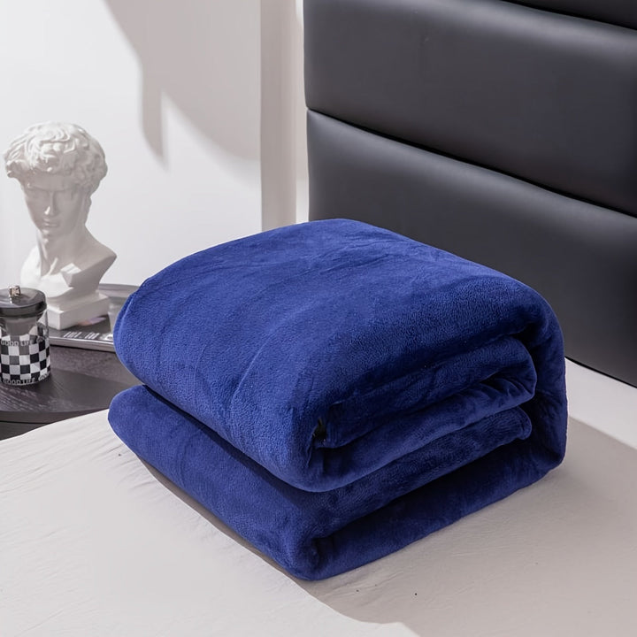 LuxeSoft – Premium Flannel Fleece Blanket for Ultimate Comfort Bowlift
