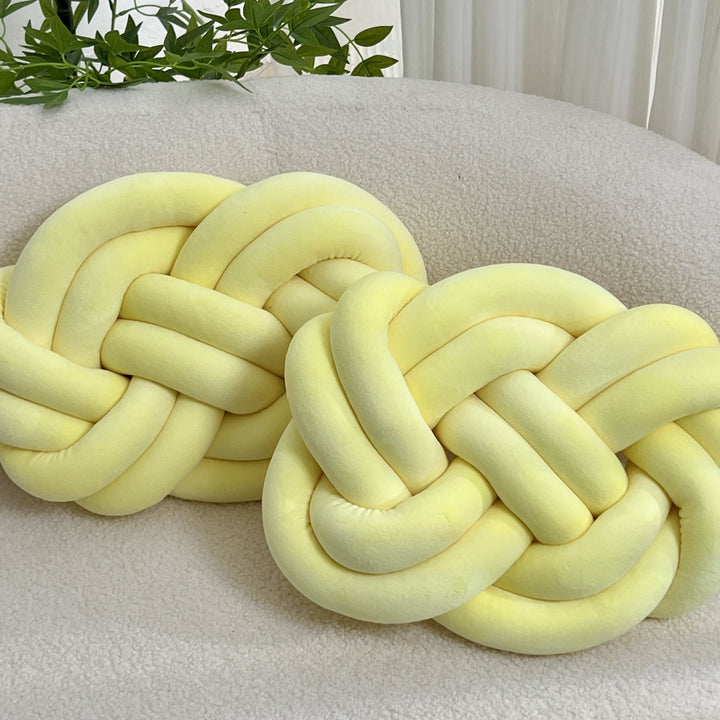 BowLift | ComfortCloud Pillow - Luxurious soft pillows with button design
