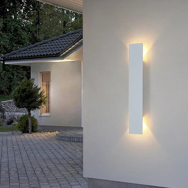 BowLift | Waterproof LED Strip - Outdoor Wall Light IP65