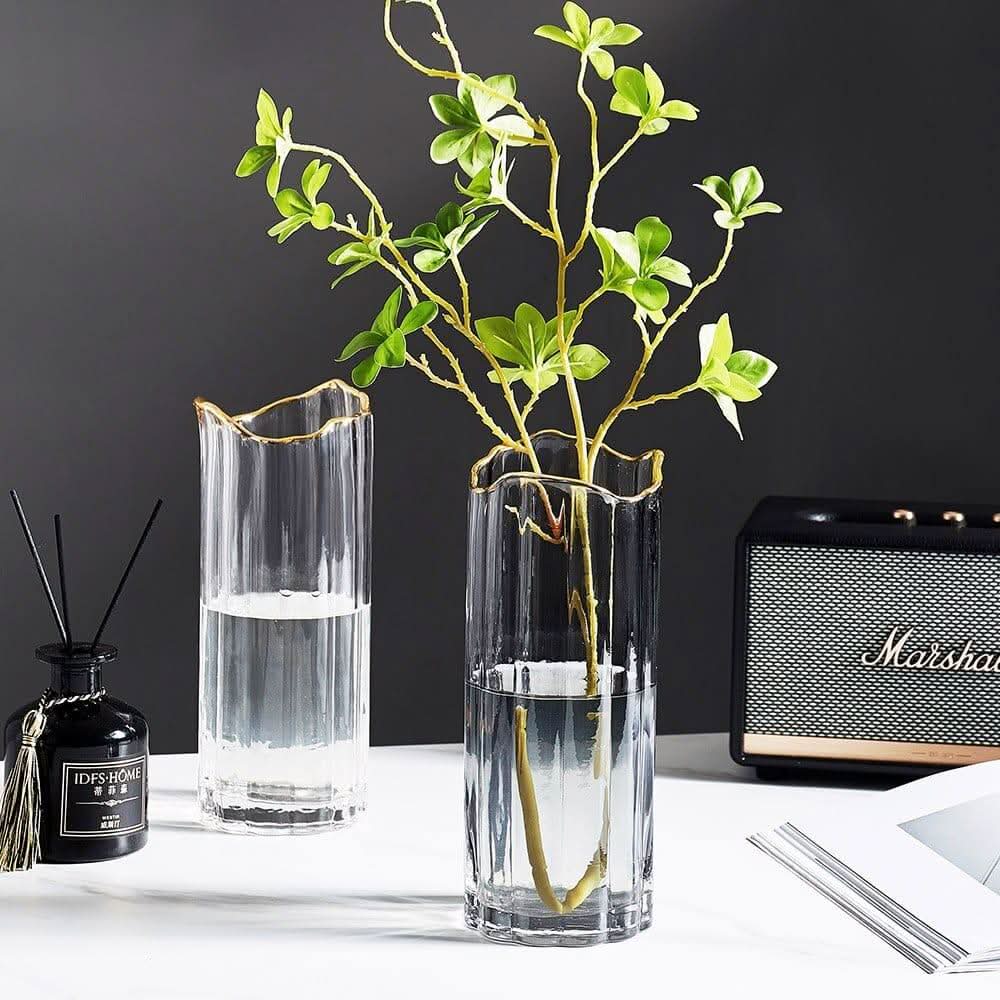 BowLift | CASSINA – Elegant ceramic vase for stylish living spaces