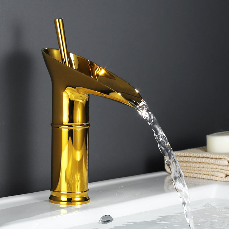 BowLift | Antique Brass Waterfall Basin Tap – Vintage Bathroom Mixer Faucet with Hot & Cold Control