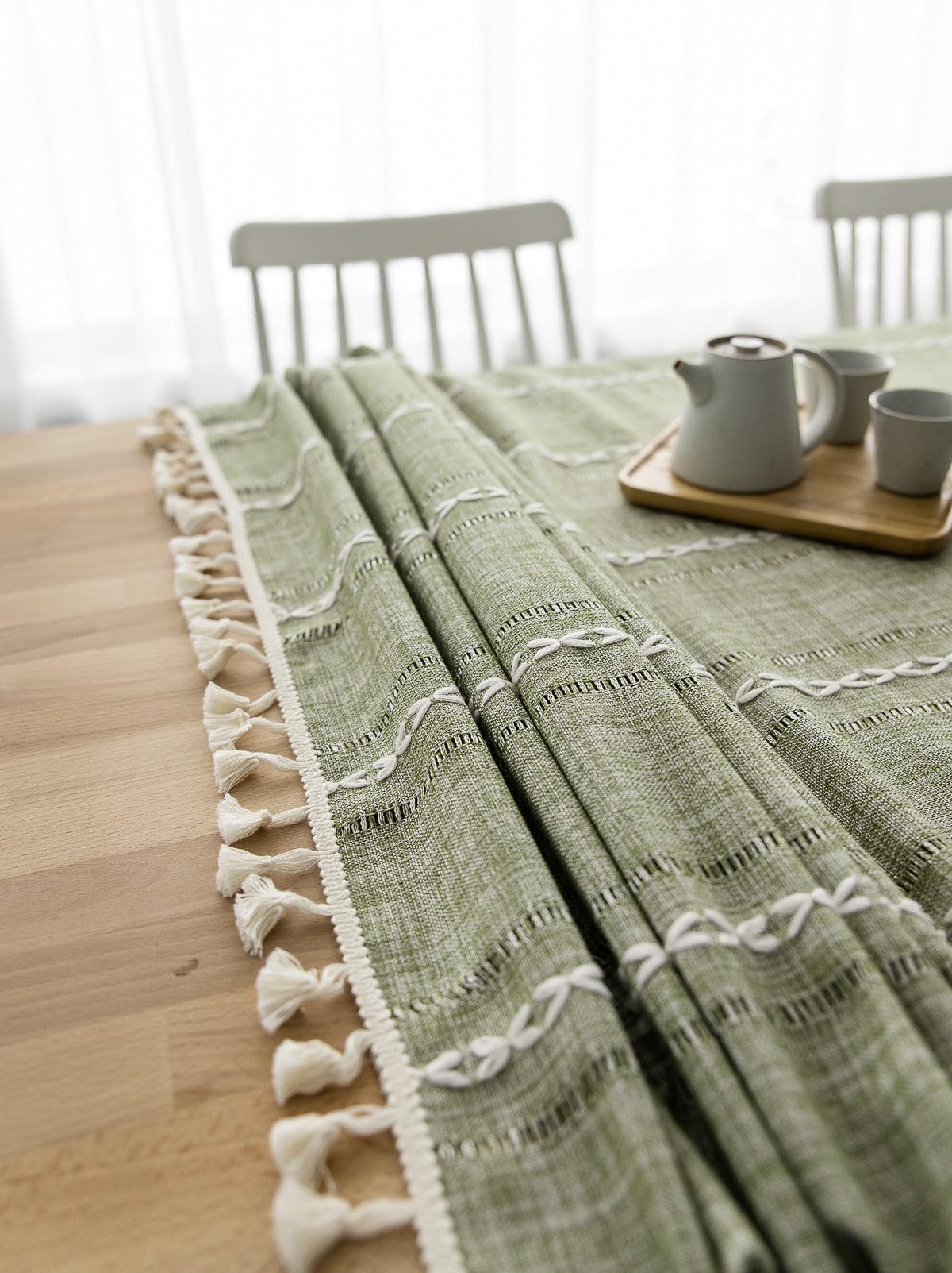 BowLift | Batillo Linen Tablecloth | Tablecloth, Indoor & Outdoor